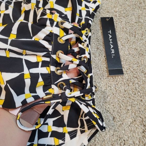 Tahari Women's Swimsuit Size M - Picture 4 of 6